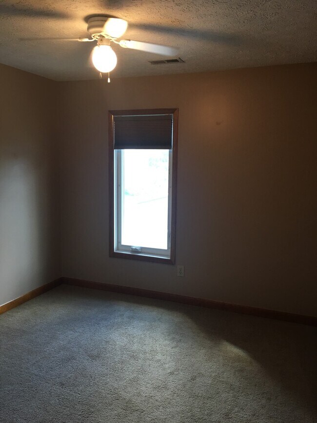 Townhome with Water View House Rental in Bridgeton, NC