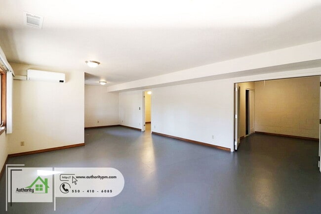 Photo - 10560 Old Oregon Trail