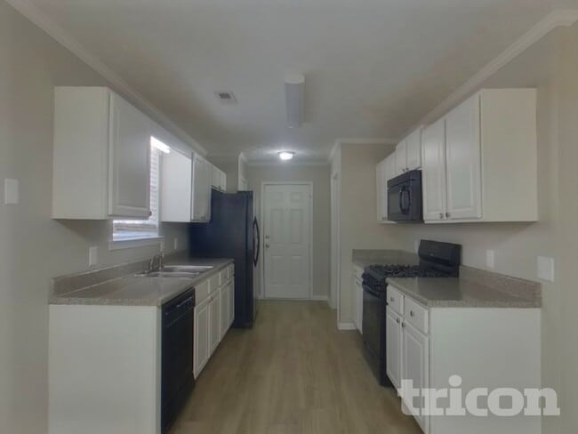 Photo - 162 Willow Springs Ln