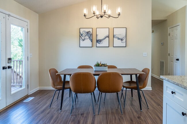 Photo - 58 Auburn Dr SW Unit ID1234815P