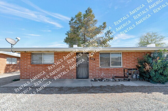 Building Photo - 3452 N Geronimo Ave