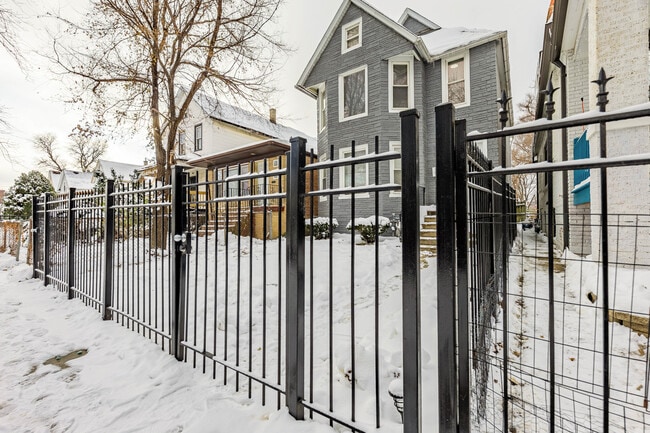 Photo - 420 N Lockwood Ave