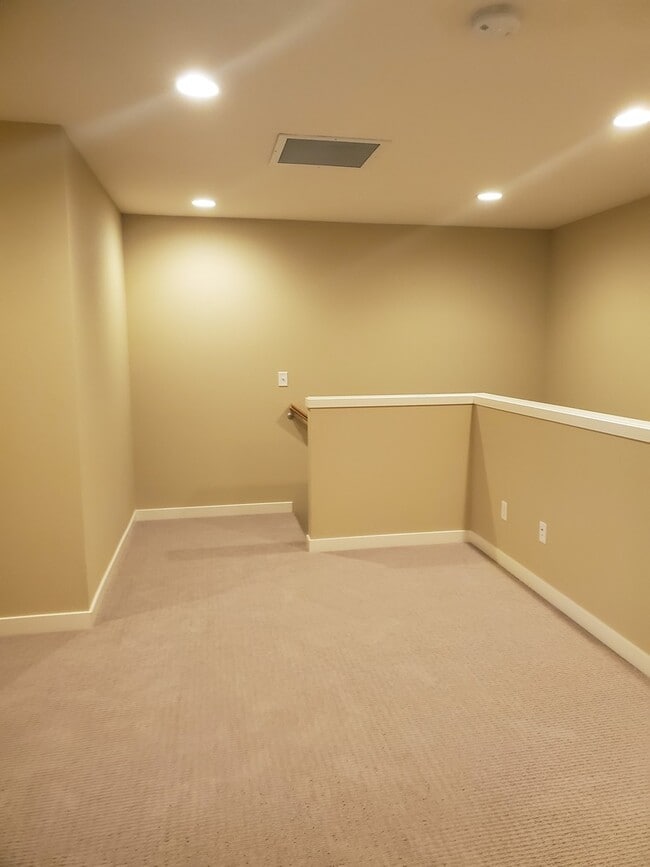 Photo - Beautiful townhome in perfect location!