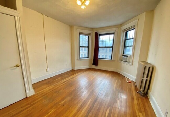 Photo - 109 Saint Stephen St