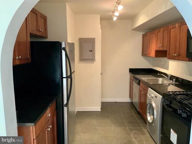 Photo - 3109 Naylor Rd SE Condo Unit C