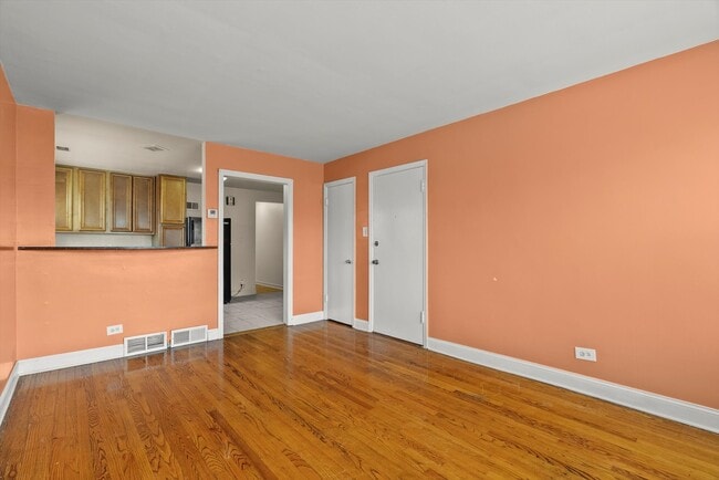 Photo - 8143 Knox Ave Unit 2A