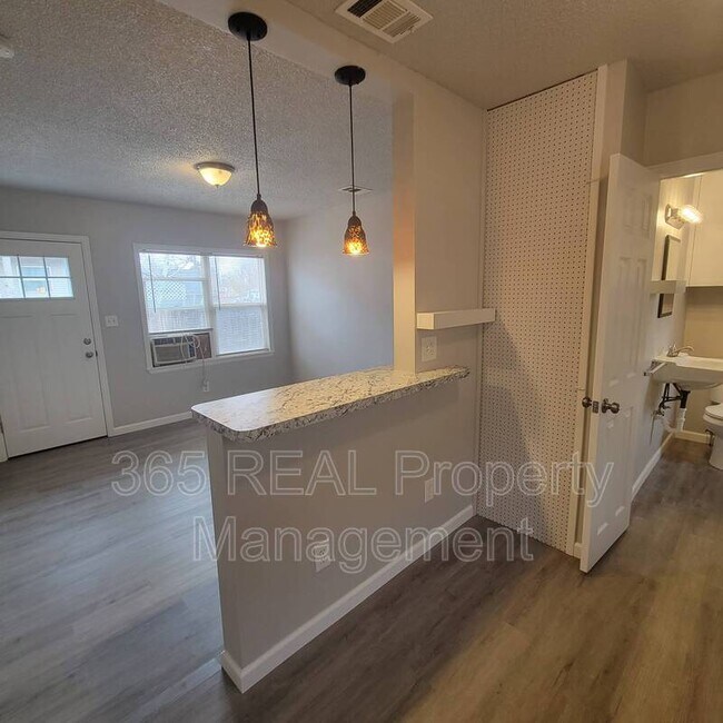 Photo - 320 12th St Unit 3