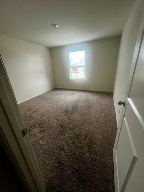 Photo - 545 Bains St