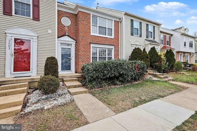 Photo - 2003 Paddle Boat Ln