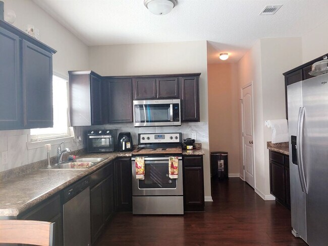 Photo - FOR RENT