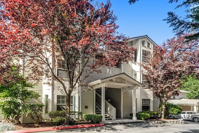 Building Photo - 2001 120th Pl SE Unit 7-304