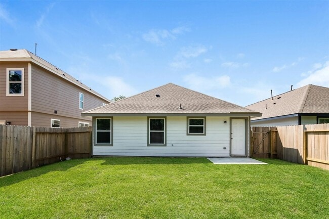 Photo - 2035 Emmons Clf Trl