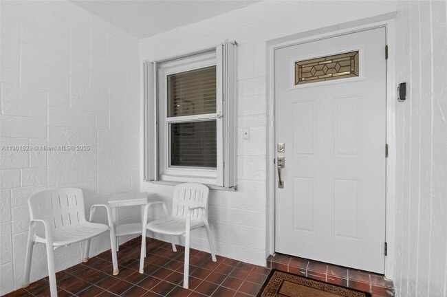 Photo - 3810 Rowena Cir