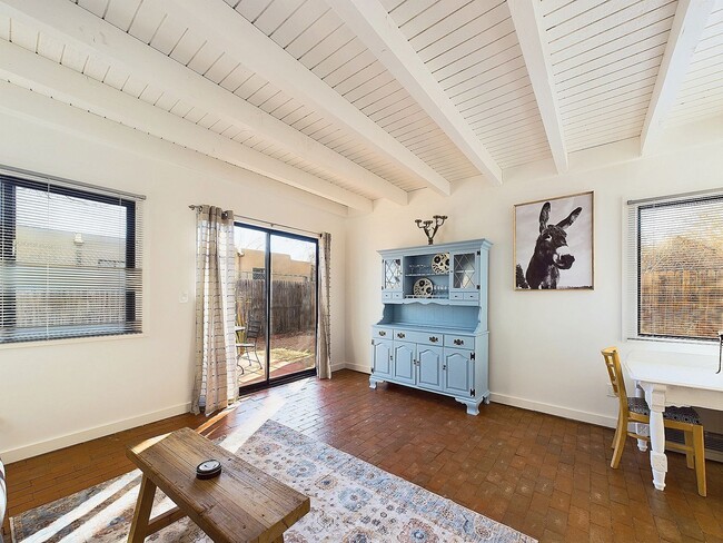 Photo - Beautiful Condo Available Now! Unit F