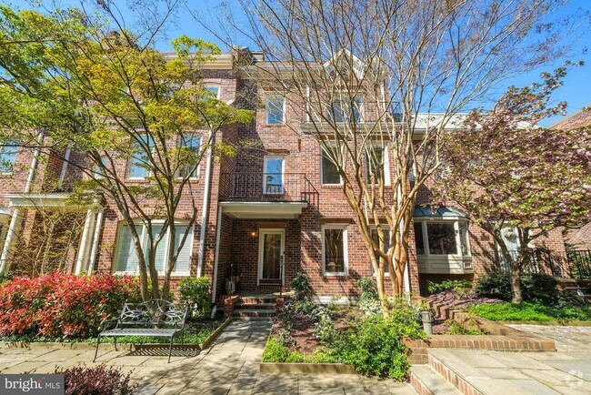 Building Photo - 4046 Chancery Ct NW Rental