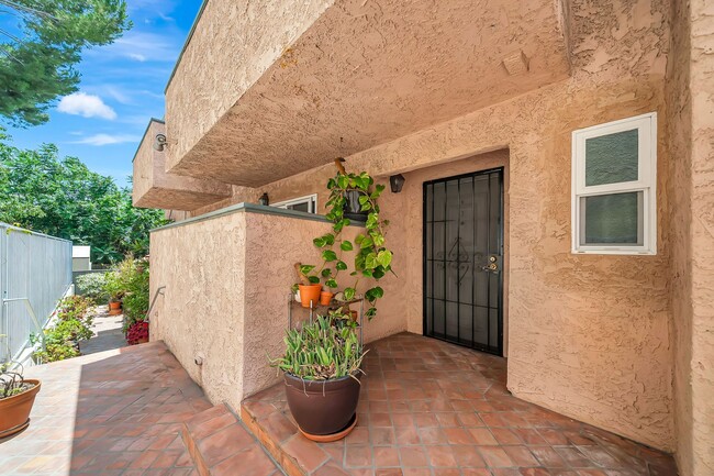 Photo - 4424 Coldwater Canyon Ave Unit 3