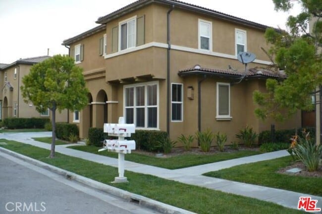 Building Photo - 3653 Medici Ln