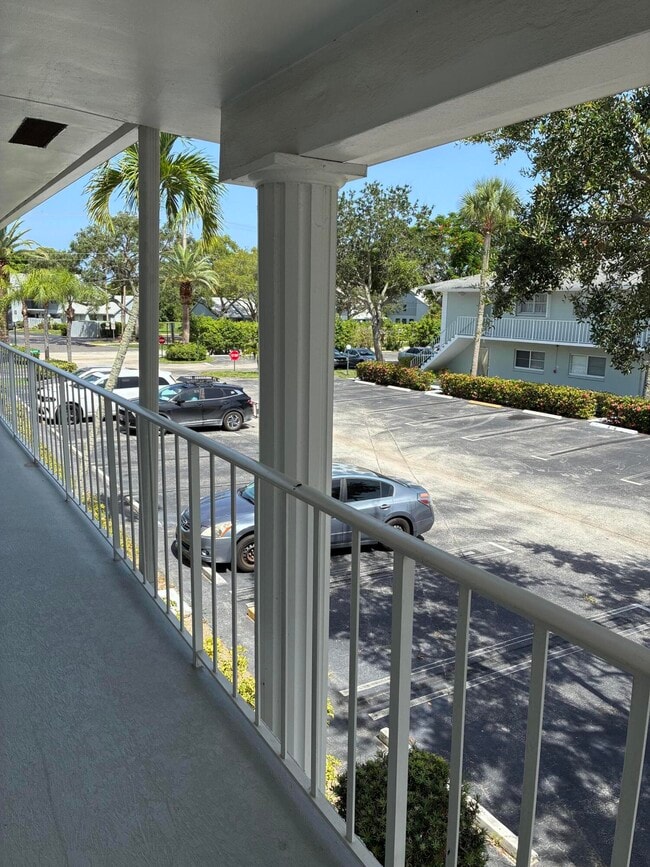 Photo - 2600 SW 22nd Ave Unit 908