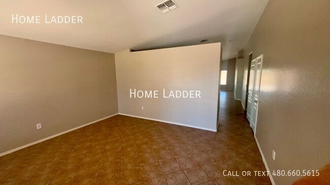 Photo - 2349 Oakmont Ln