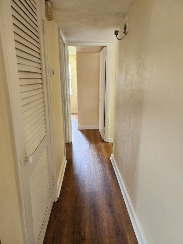 Photo - 3556 Riverside Dr