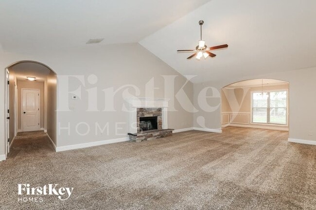 Photo - 1043 Blakewood Ct