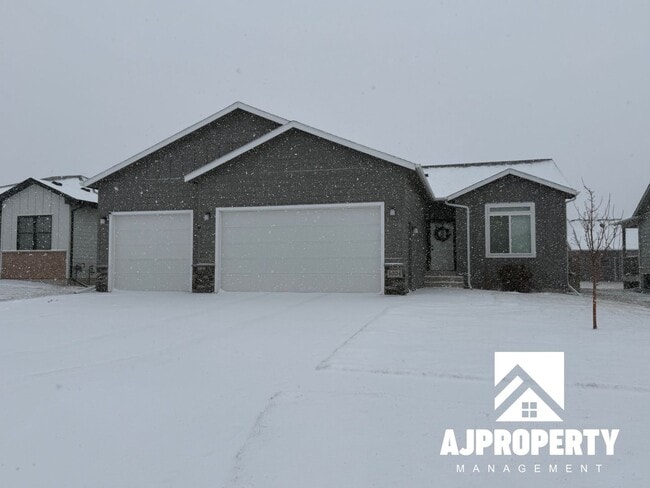 Photo - 5304 S Spirea Ave