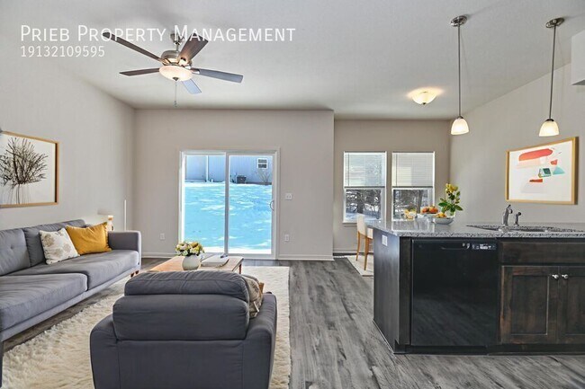 Photo - 3227 N 103rd Pl