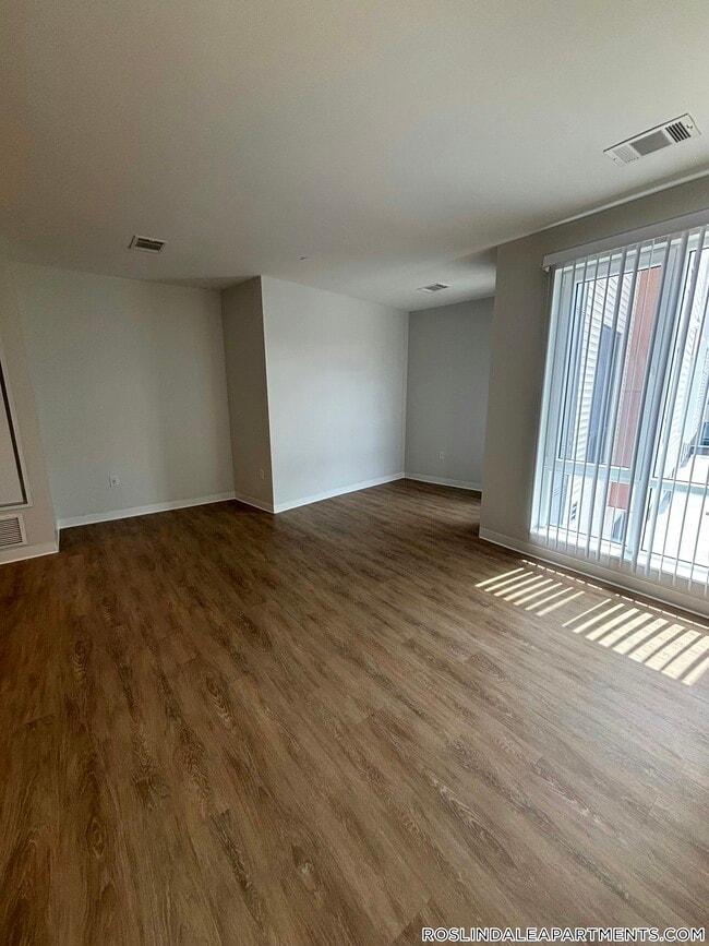 289 Walk Hill St Unit 206