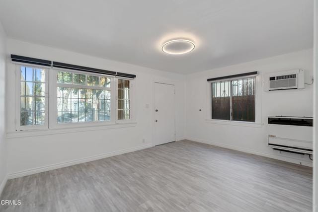 Photo - 4358 Lockwood Ave