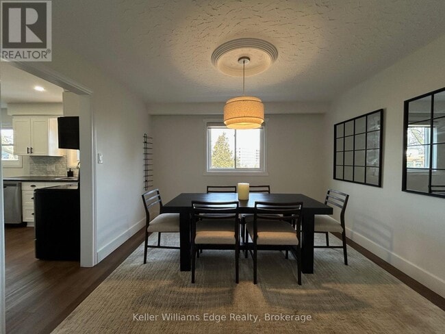 Photo - 15 Hildegard Dr