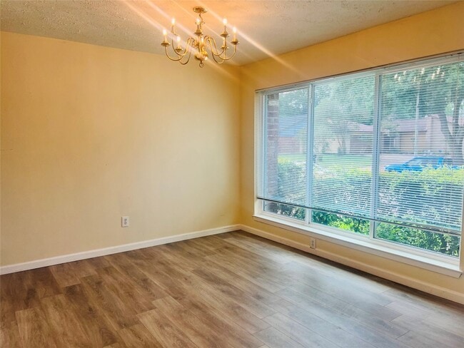 Photo - 19414 Moonhollow Dr