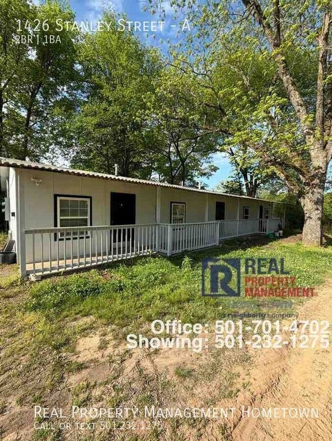 Building Photo - 1426 Stanley St Unit A