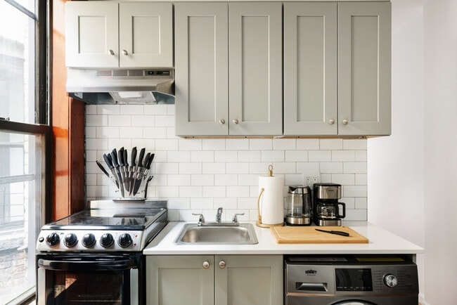 Photo - 153 Norfolk St Unit FL6-ID1022031P