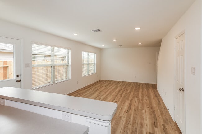 Photo - 11106 N Lake Mist Ln