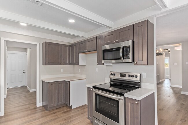 Photo - 7525 W Lake Erie Dr