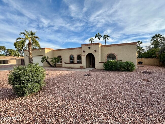 Photo - 5121 E Larkspur Dr