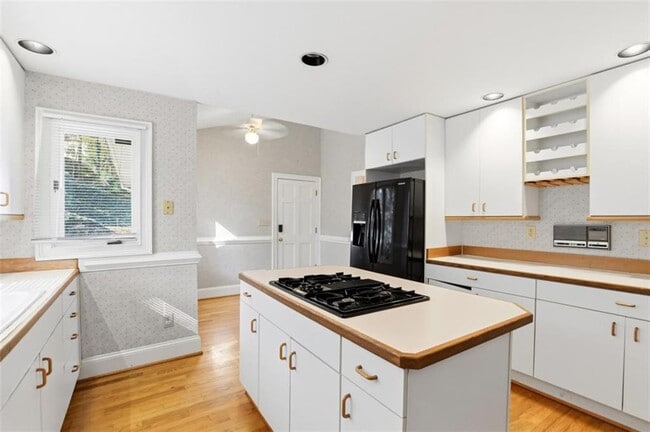 Photo - 3959 Randall Mill Rd NW