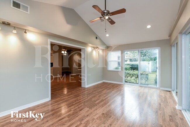 Photo - 15105 Greater Groves Blvd