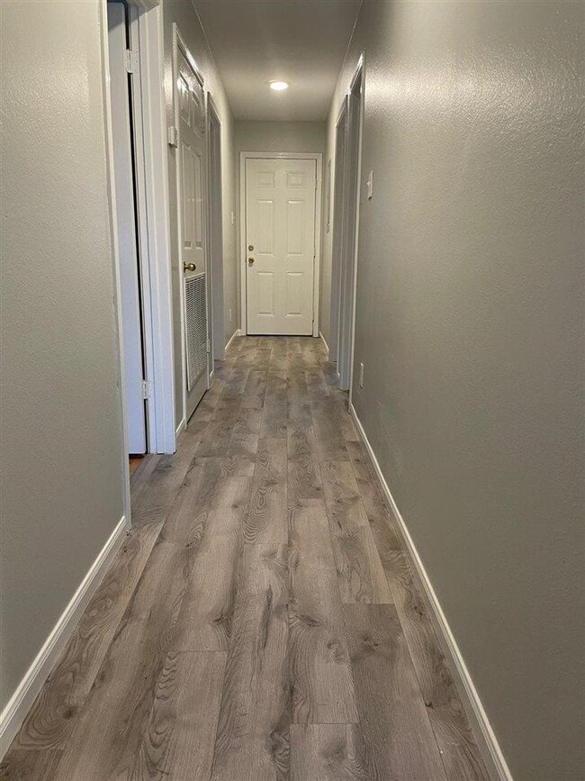 Photo - 506 Shiloh Dr Unit 9