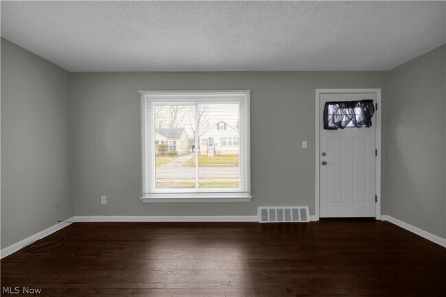 Photo - 4561 W 148th St