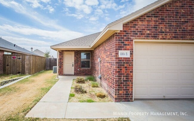 Photo - 6804 Oakridge Ave Unidad B