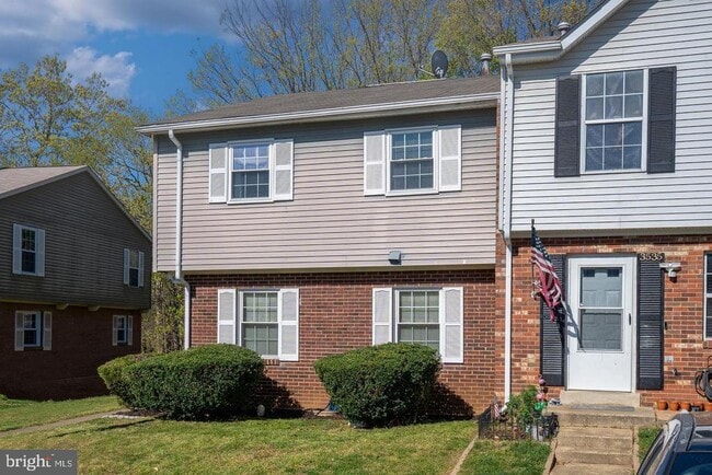 Building Photo - 3537 Castle Hill Dr