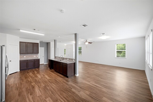 Photo - 10322 Urban Oak Trl