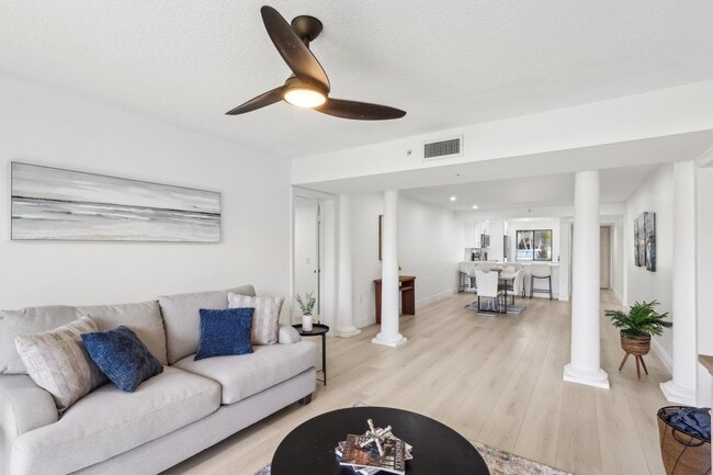 1601 Marina Isle Way Unit 101