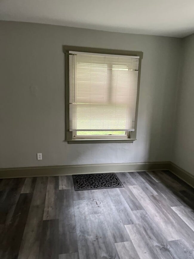 Photo - 1313 Manchester Rd