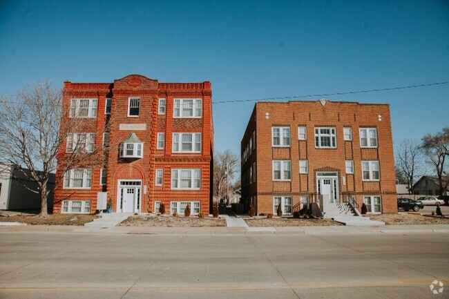 Building Photo - 1111 E Iron Ave Rental