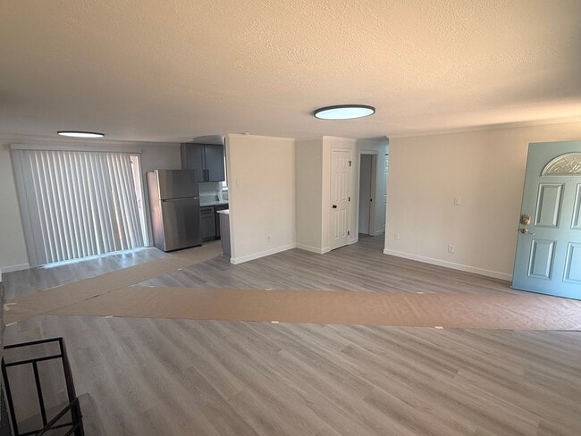 Photo - Comfortable Vancouver Living Near Parks, Recreation & Everyday Conveniences