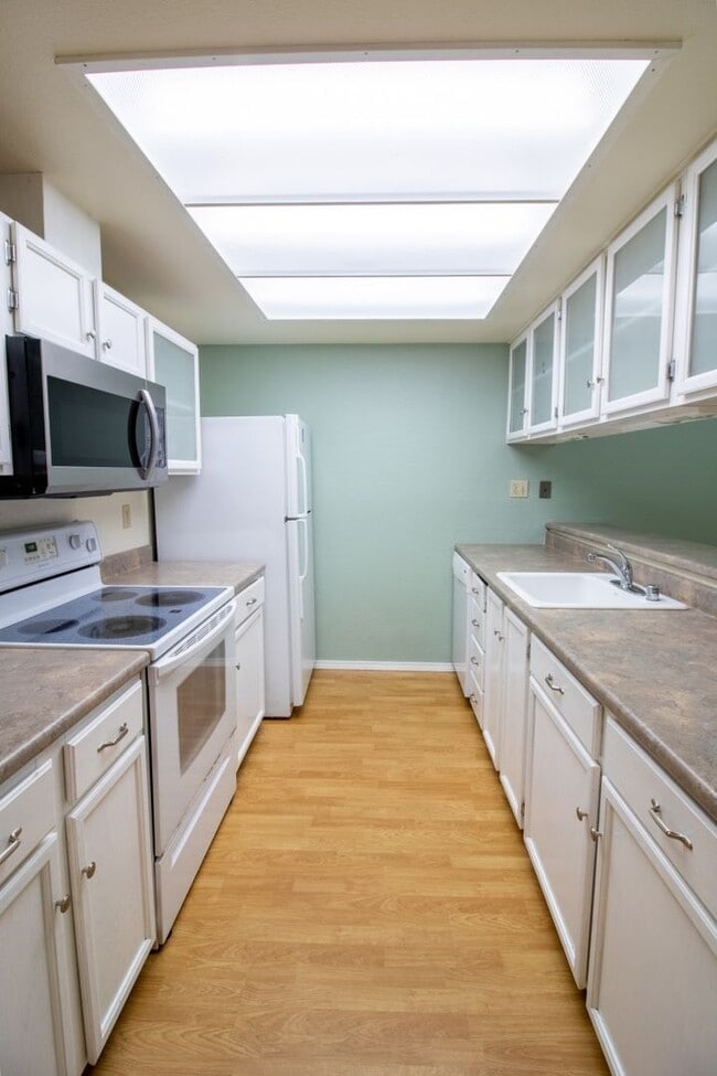 Photo - 2Bd/2Ba Seattle Condo