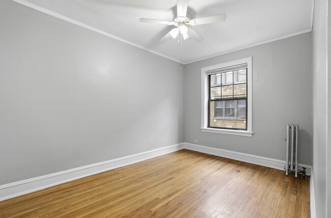 Photo - 2336 W Addison St Unit i2