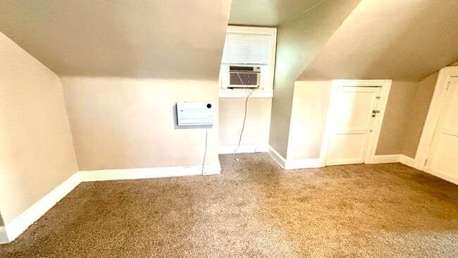 Photo - 1709 Miriam St Unit 1709